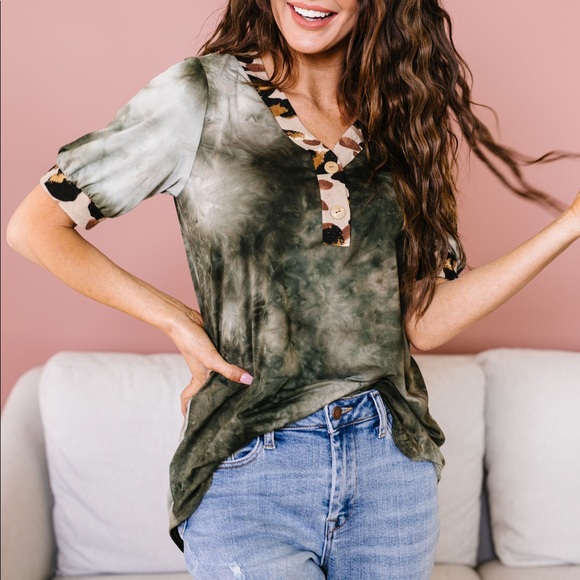 FINAL PRICE❗️Jungle Expedition Top in Wine - Picture 12 of 13